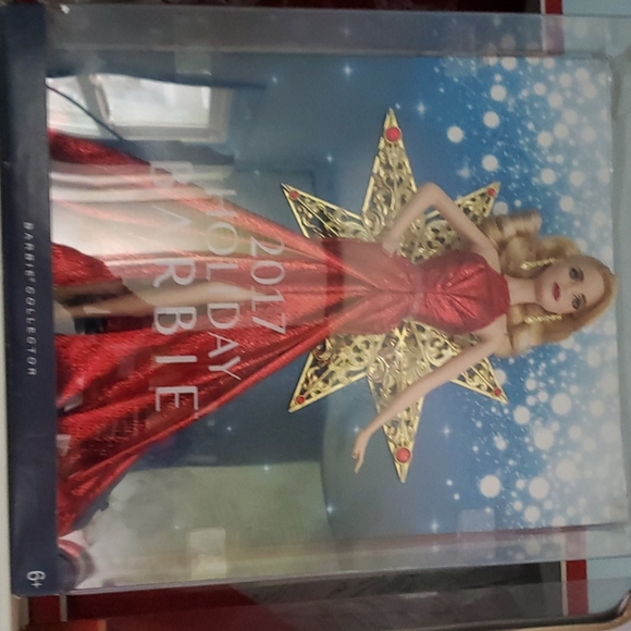 2017 holiday barbie - Picture 1 of 1